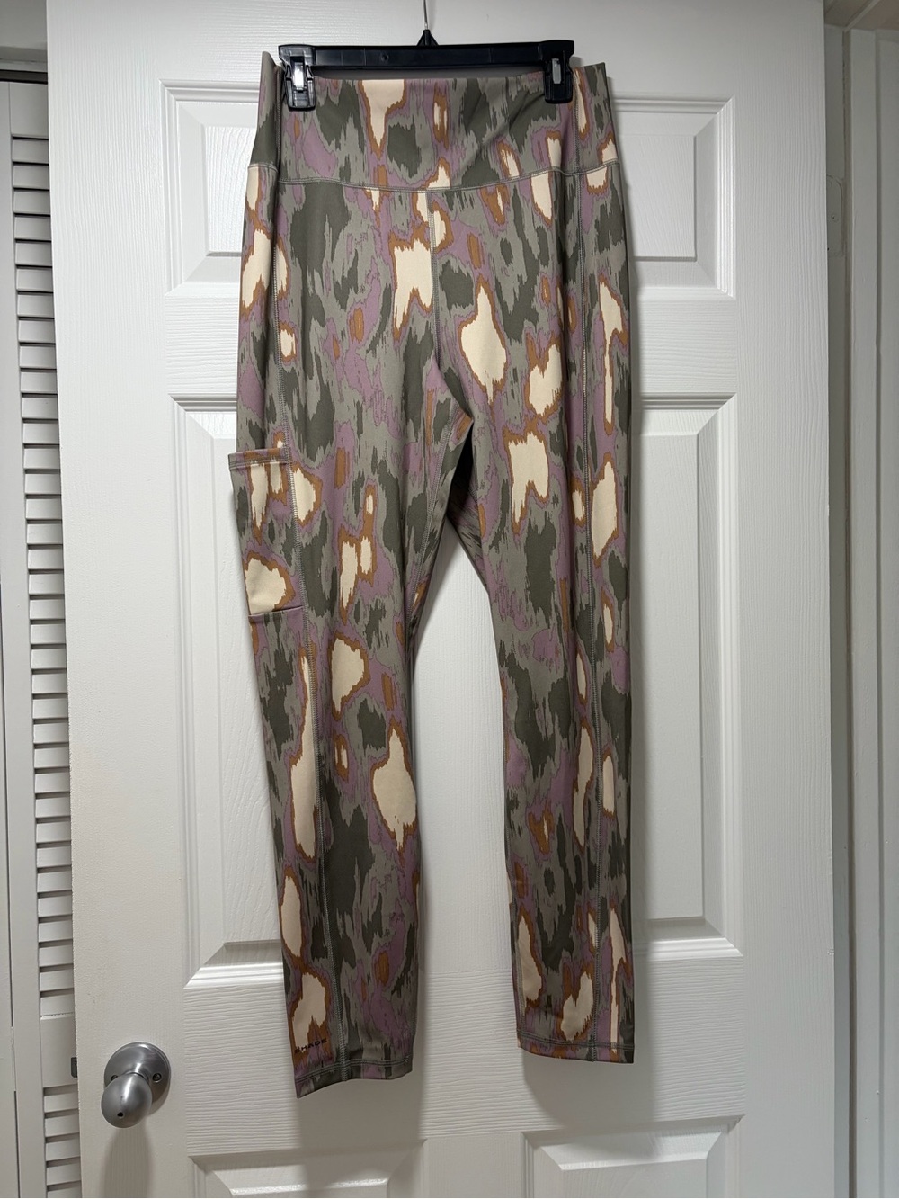 Columbia Multicolor Kids Leggings in Olive, Cream & Purple